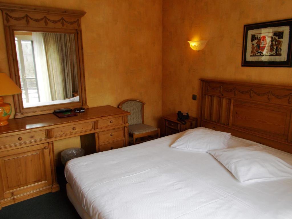 Hotel Manitoba Blankenberge Habitación foto
